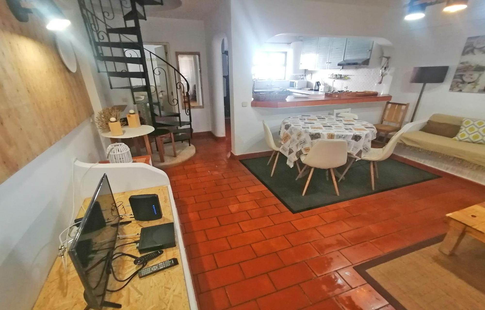 הוילה לאגוּ‏ש D04 - Torralta Tower House מראה חיצוני תמונה